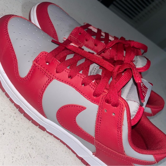 Low top dunks - Picture 1 of 1